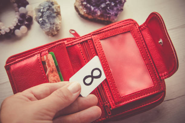How to Feng Shui Your Wallet